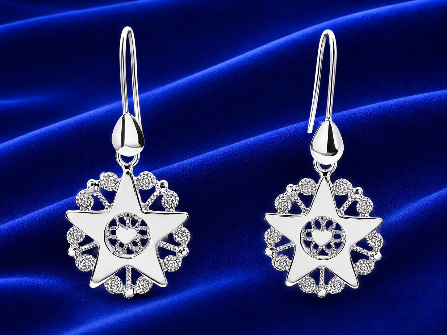 ORECCHINI PRESENTOSA UN CUORE PENDENTI, rivestimento oro bianco 18k